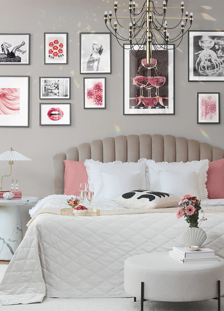 A Bed Of Dahlias Poster